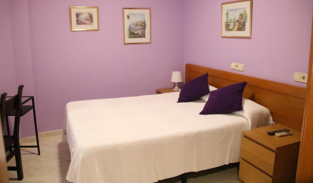 Hostal Burgales Milagro ภายนอก รูปภาพ